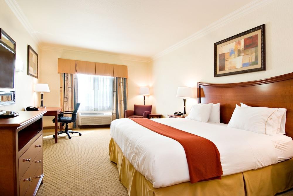 Holiday Inn Express & Suites Klamath Falls Central By Ihg Exterior foto